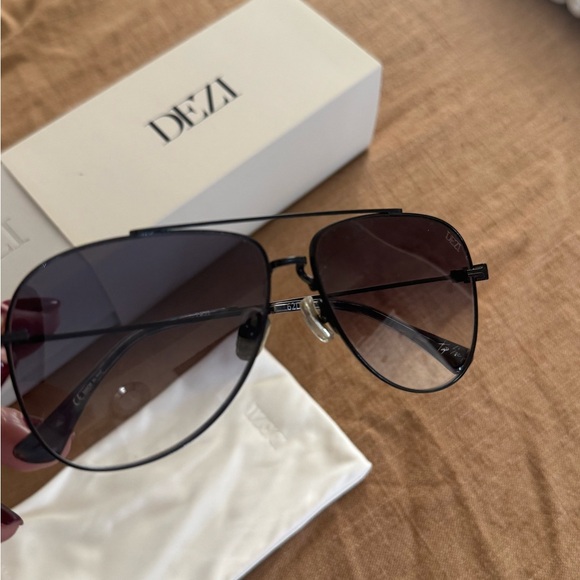 Dezi Top Self - COLOR: BLACK / DARK SMOKE - Picture 7 of 7